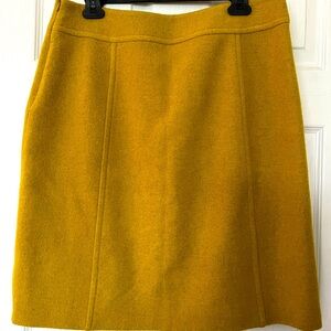 MaxMara Stylish Wool Skirt